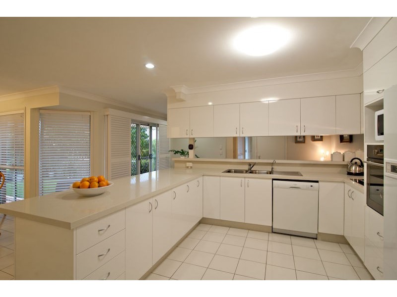 53 Morningview Street, Chapel Hill QLD 4069