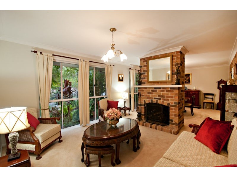 53 Morningview Street, Chapel Hill QLD 4069