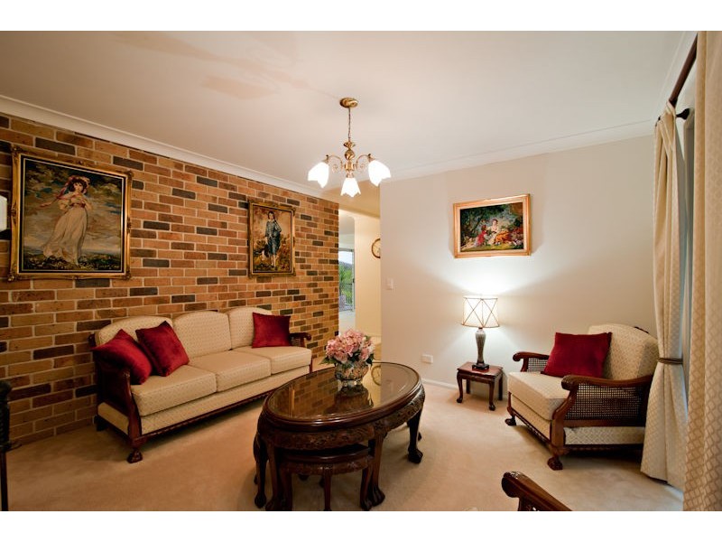 53 Morningview Street, Chapel Hill QLD 4069