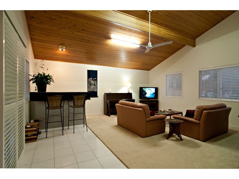 53 Morningview Street, Chapel Hill QLD 4069