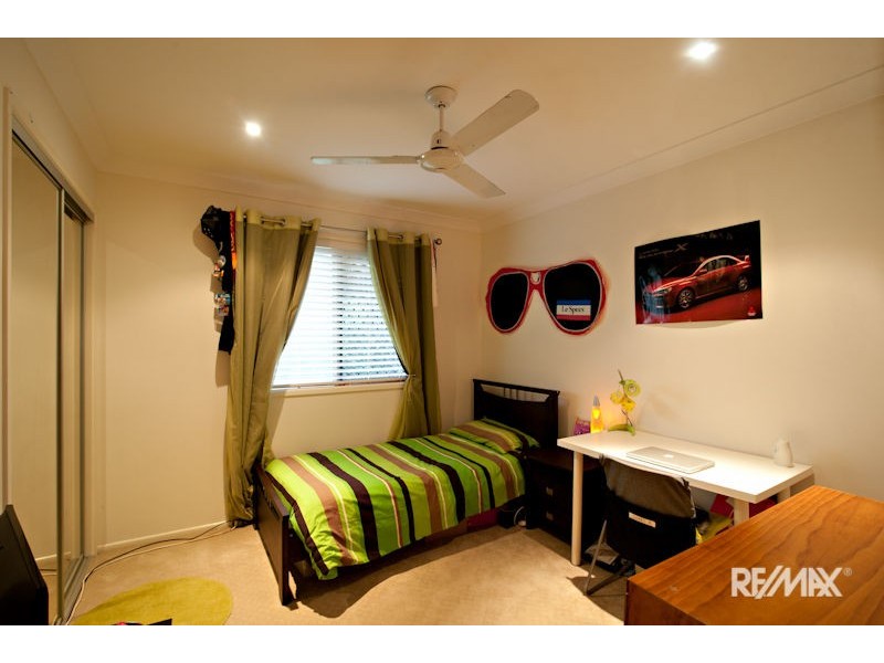 15 Nook Place, Moggill QLD 4070