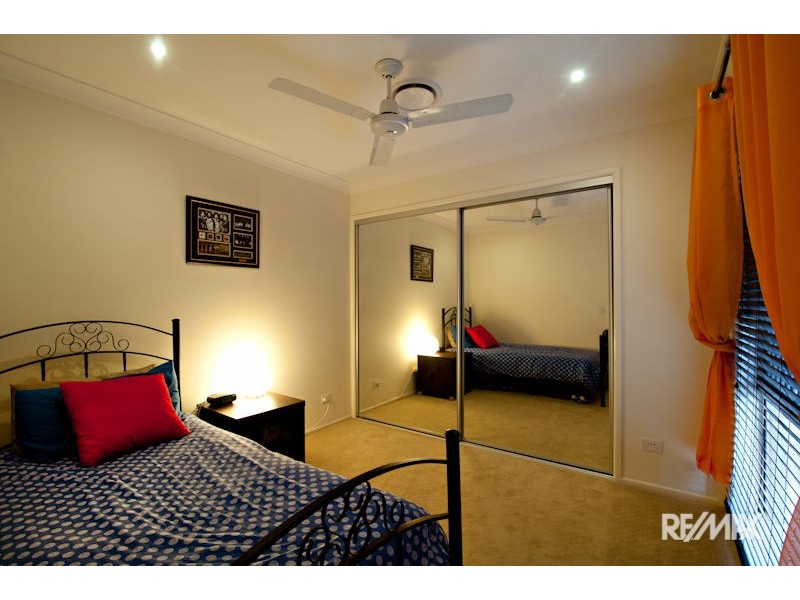 15 Nook Place, Moggill QLD 4070