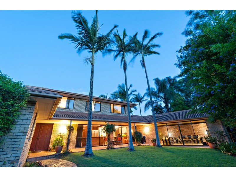 6 Broadmoor Street, Kenmore Hills QLD 4069