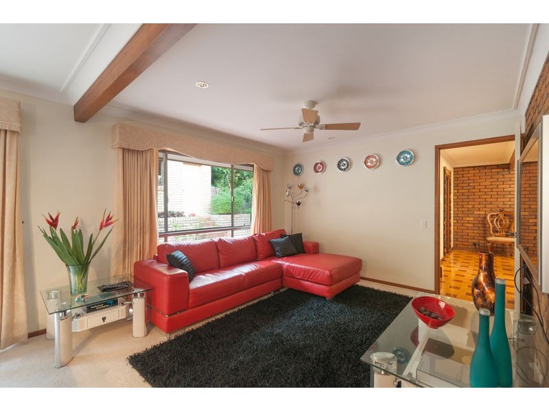 6 Broadmoor Street, Kenmore Hills QLD 4069