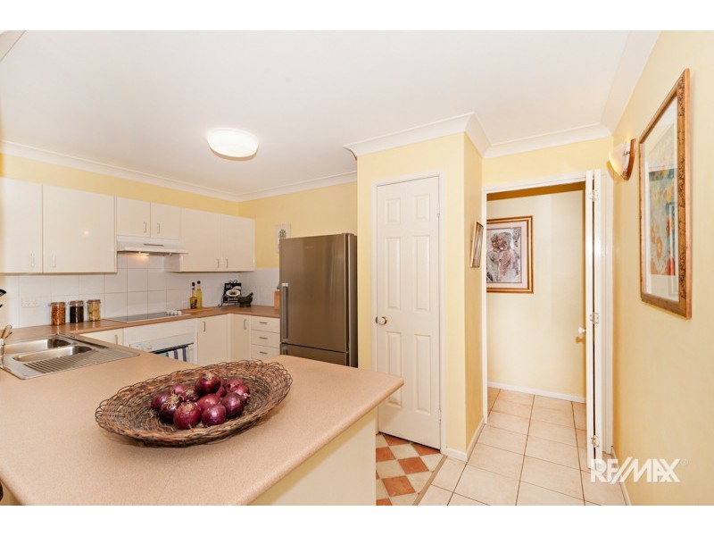 60 Gubberley Street, Kenmore QLD 4069