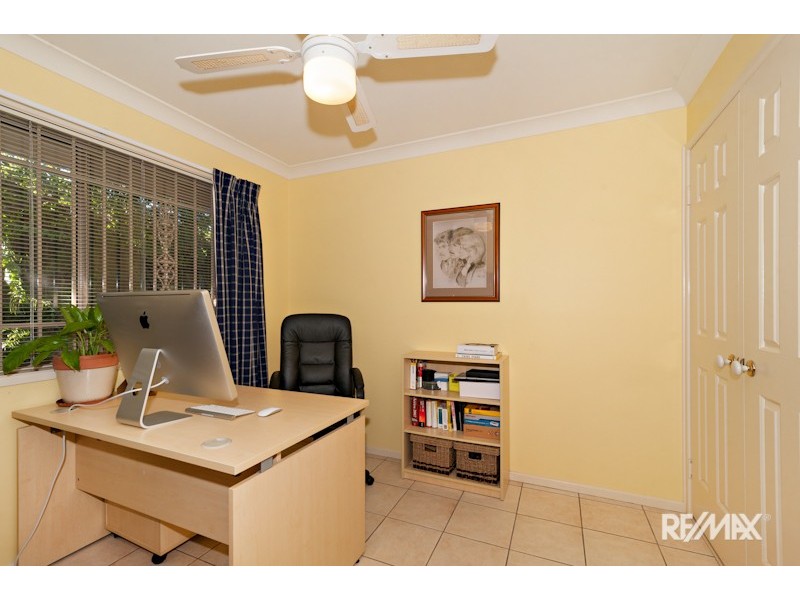 60 Gubberley Street, Kenmore QLD 4069