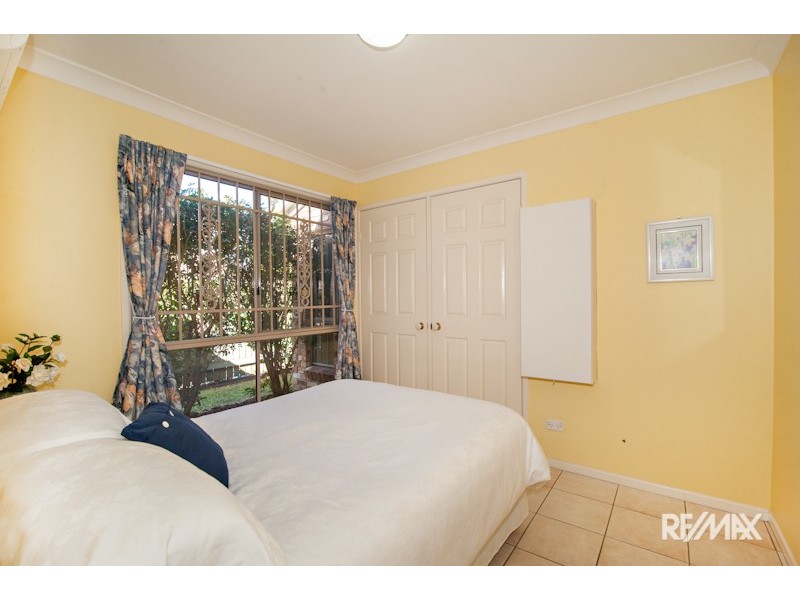 60 Gubberley Street, Kenmore QLD 4069