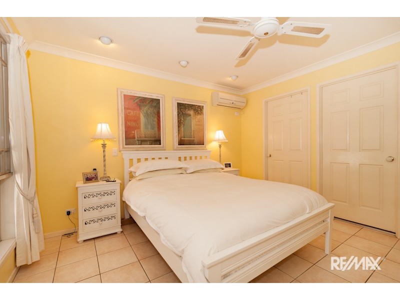 60 Gubberley Street, Kenmore QLD 4069