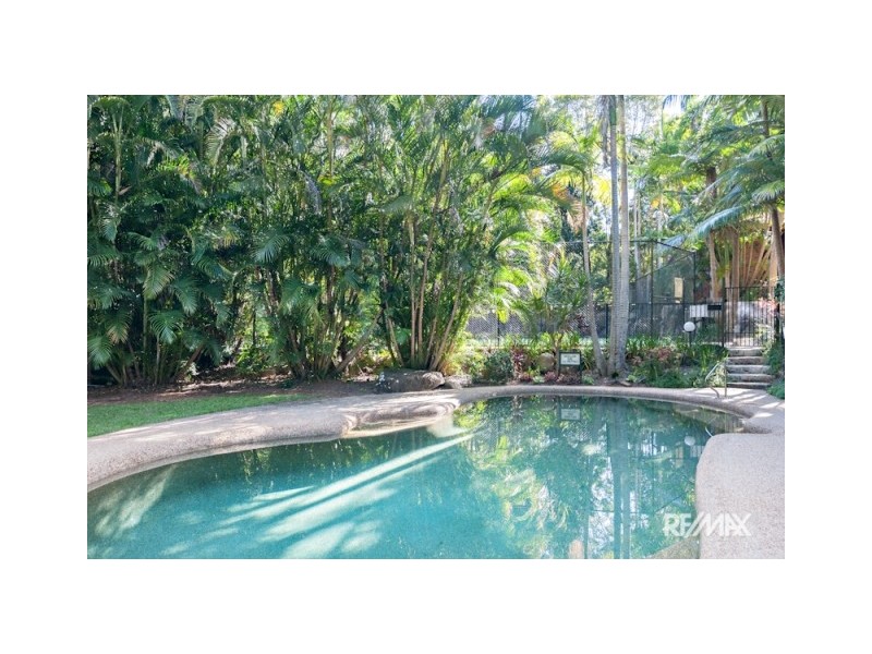 60 Gubberley Street, Kenmore QLD 4069