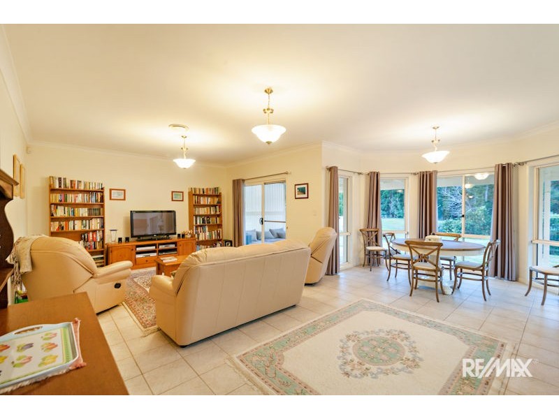 69 Summerland Place, Pullenvale QLD 4069