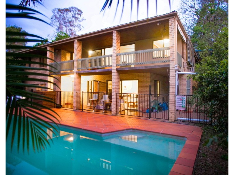 40 Mabb Street, Kenmore QLD 4069