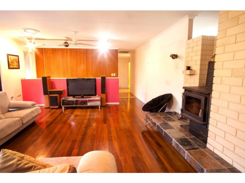 40 Mabb Street, Kenmore QLD 4069