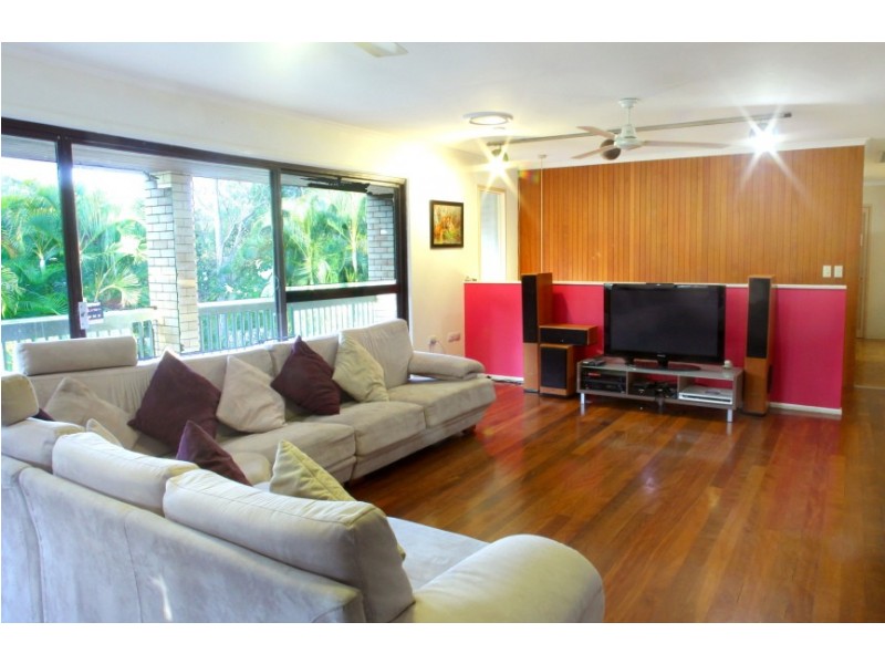 40 Mabb Street, Kenmore QLD 4069