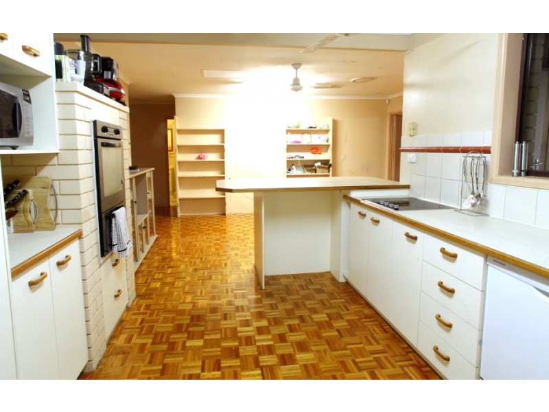 40 Mabb Street, Kenmore QLD 4069