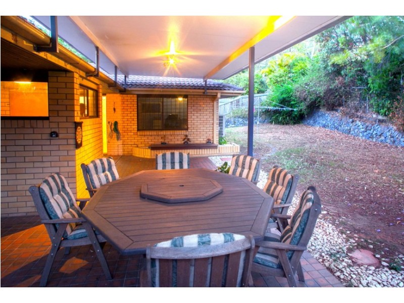 40 Mabb Street, Kenmore QLD 4069