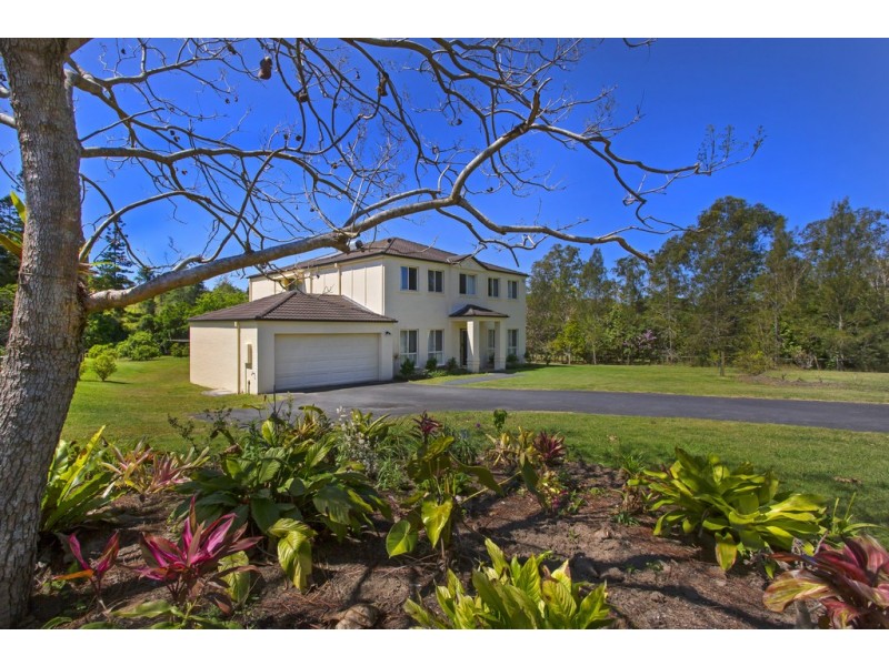 69 Summerland Place, Pullenvale QLD 4069