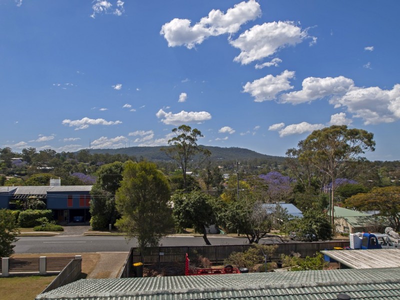 81 Gilruth Road, Kenmore QLD 4069