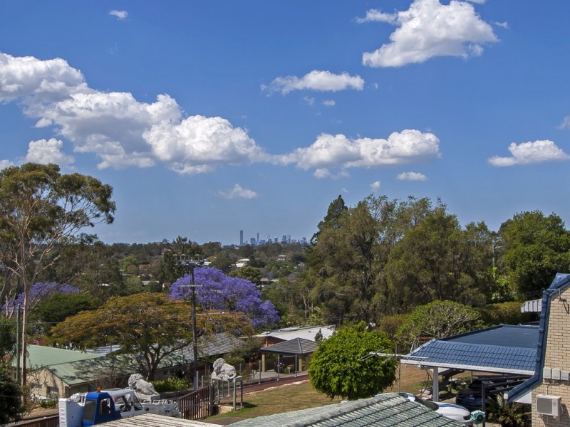 81 Gilruth Road, Kenmore QLD 4069