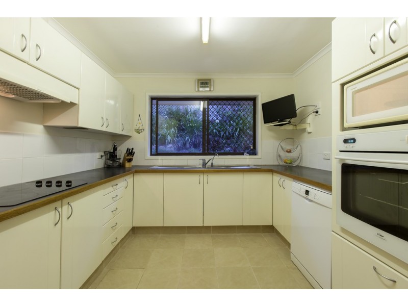5 Aurora Crescent, Kenmore QLD 4069