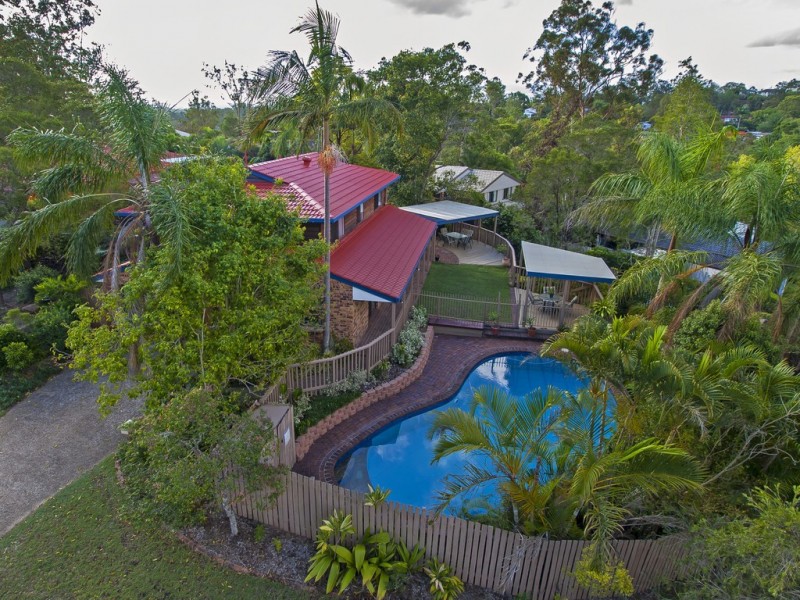 5 Aurora Crescent, Kenmore QLD 4069