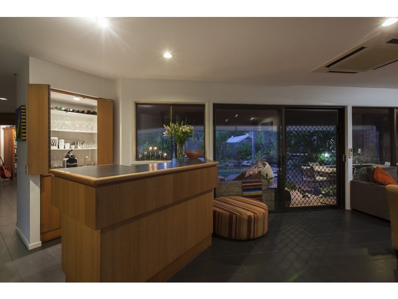 8 Bulley Place, Chapel Hill QLD 4069