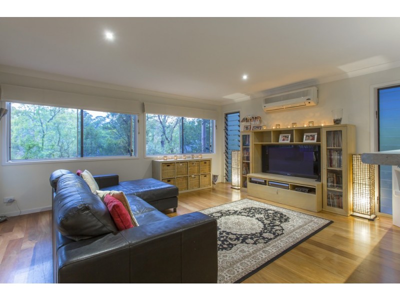 17 Nankin Street, Fig Tree Pocket QLD 4069