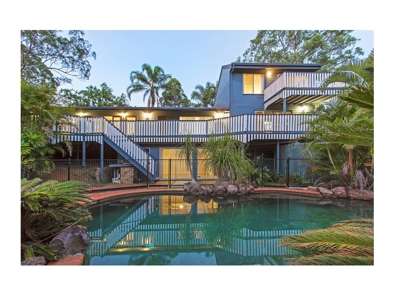 12 Mill Road, Pullenvale QLD 4069