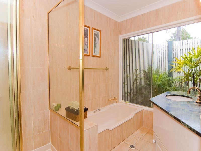 12 Mill Road, Pullenvale QLD 4069