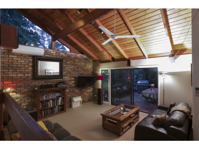 12 Jacana Court, Bellbowrie QLD 4070