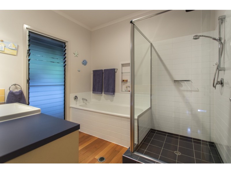 15a Willowood Place, The Gap QLD 4061