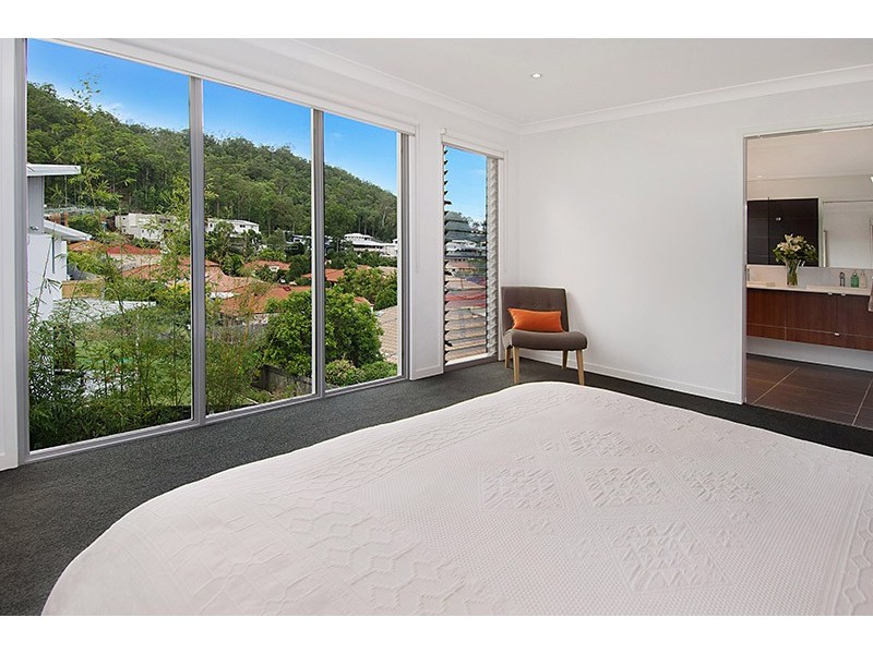 7 Kilbowie Street, The Gap QLD 4061
