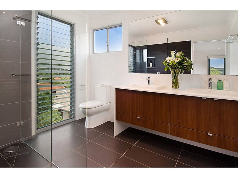 7 Kilbowie Street, The Gap QLD 4061