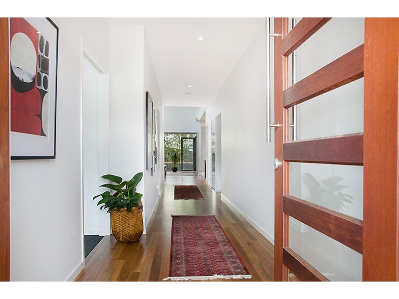 7 Kilbowie Street, The Gap QLD 4061
