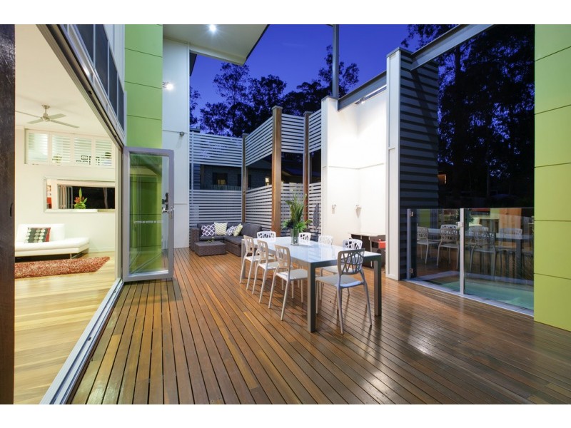 20a Kirkdale Road, Chapel Hill QLD 4069