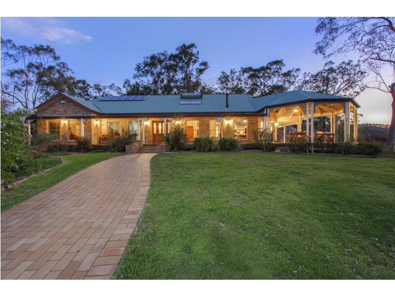 878a Upper Brookfield Road, Upper Brookfield QLD 4069