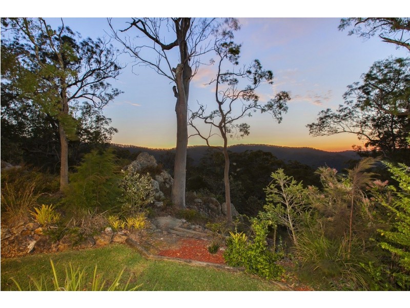 878a Upper Brookfield Road, Upper Brookfield QLD 4069