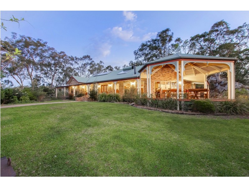 878a Upper Brookfield Road, Upper Brookfield QLD 4069