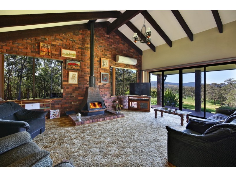 40 BORROWDALE CLOSE, Berry NSW 2535