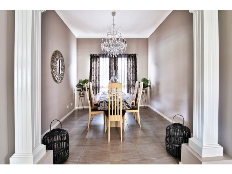 45 EMERALD DRIVE, Meroo Meadow NSW 2540