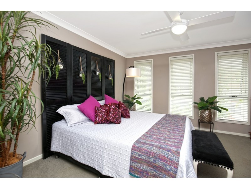 45 EMERALD DRIVE, Meroo Meadow NSW 2540