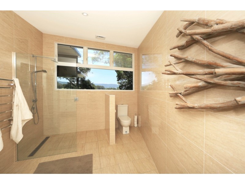 30 Croziers Rd, Jaspers Brush NSW 2535