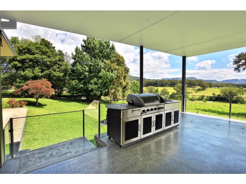 30 Croziers Rd, Jaspers Brush NSW 2535