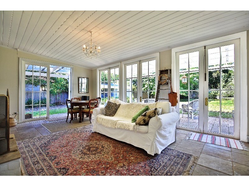 54 Queen Street, Berry NSW 2535