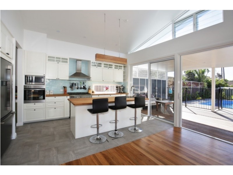 47 RENOWN AVENUE, Shoalhaven Heads NSW 2535