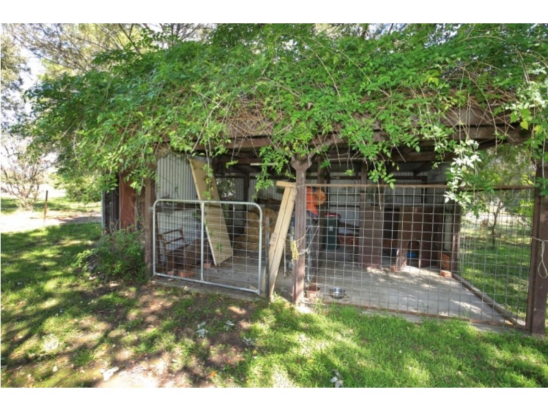 35 ABERNETHYS LANE, Meroo Meadow NSW 2540