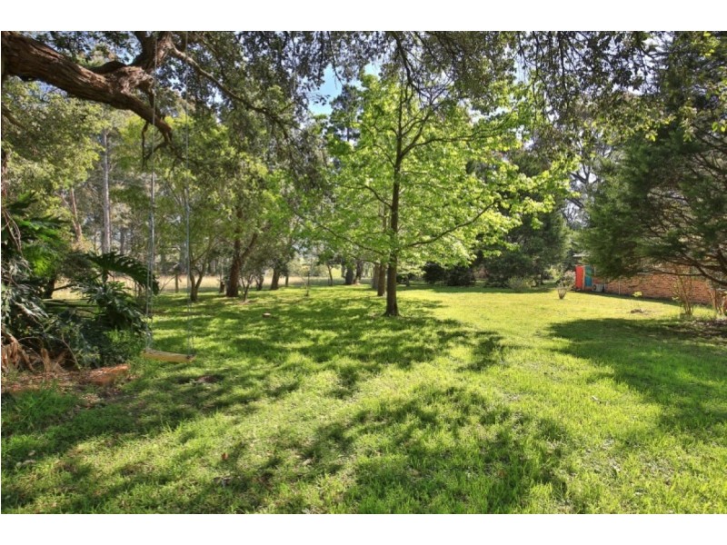 35 ABERNETHYS LANE, Meroo Meadow NSW 2540