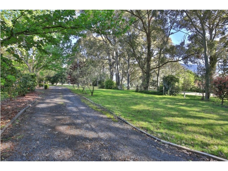 35 ABERNETHYS LANE, Meroo Meadow NSW 2540