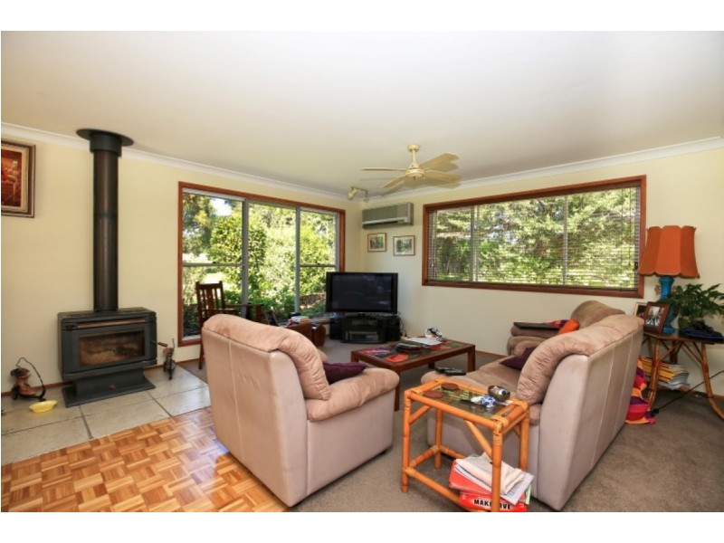 35 ABERNETHYS LANE, Meroo Meadow NSW 2540