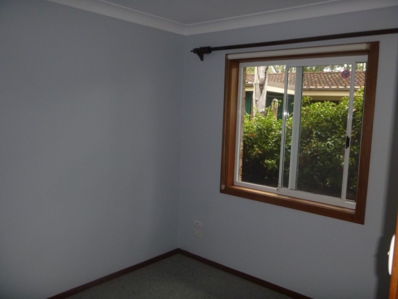 112 HILLCREST AVENUE, South Nowra NSW 2541