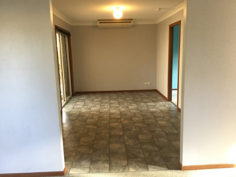 112 HILLCREST AVENUE, South Nowra NSW 2541